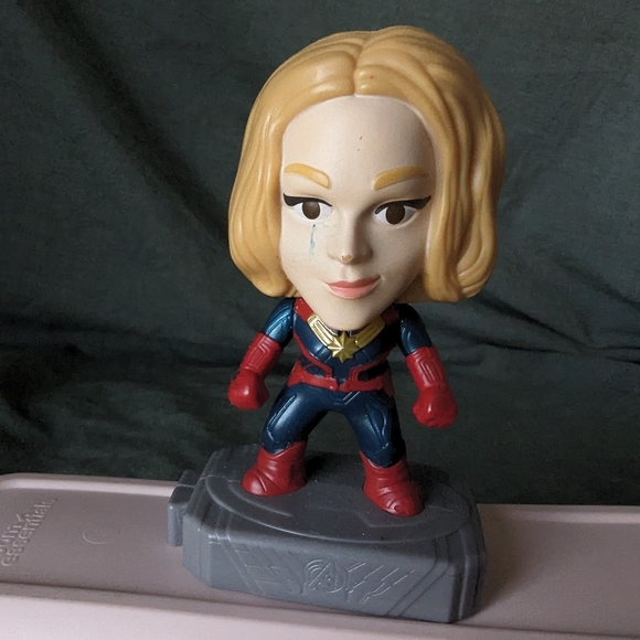 Avengers Endgame McDonald's toys 2019 Antman Thor Widow Captain Iron Man Marvel - Picture 11 of 12